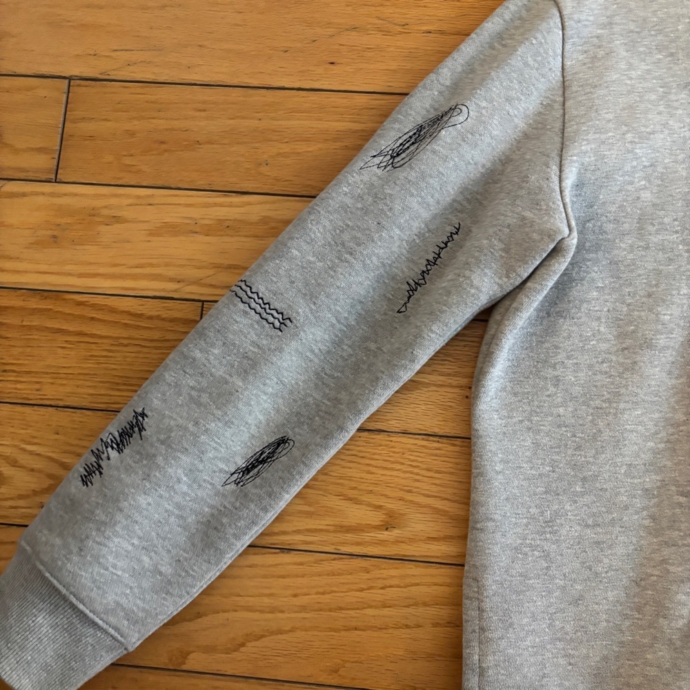 Embroiderer Sweater - Picture 2 of 3